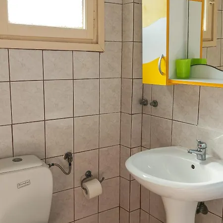 Nikolas Apartmán Moraḯtika